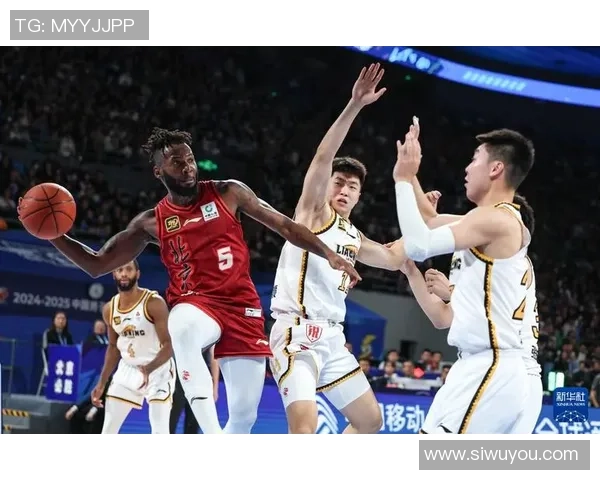 14-15赛季CBA季后赛第六场北京队对阵辽宁队精彩回顾与赛后分析